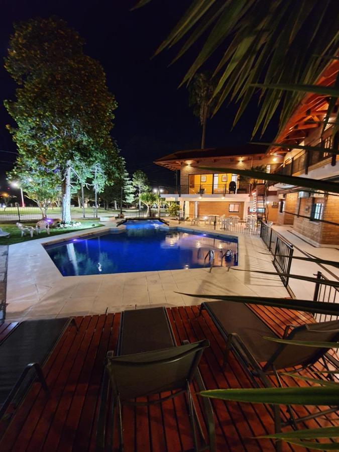 Hotel Carlos Paz Villa Carlos Paz Dış mekan fotoğraf